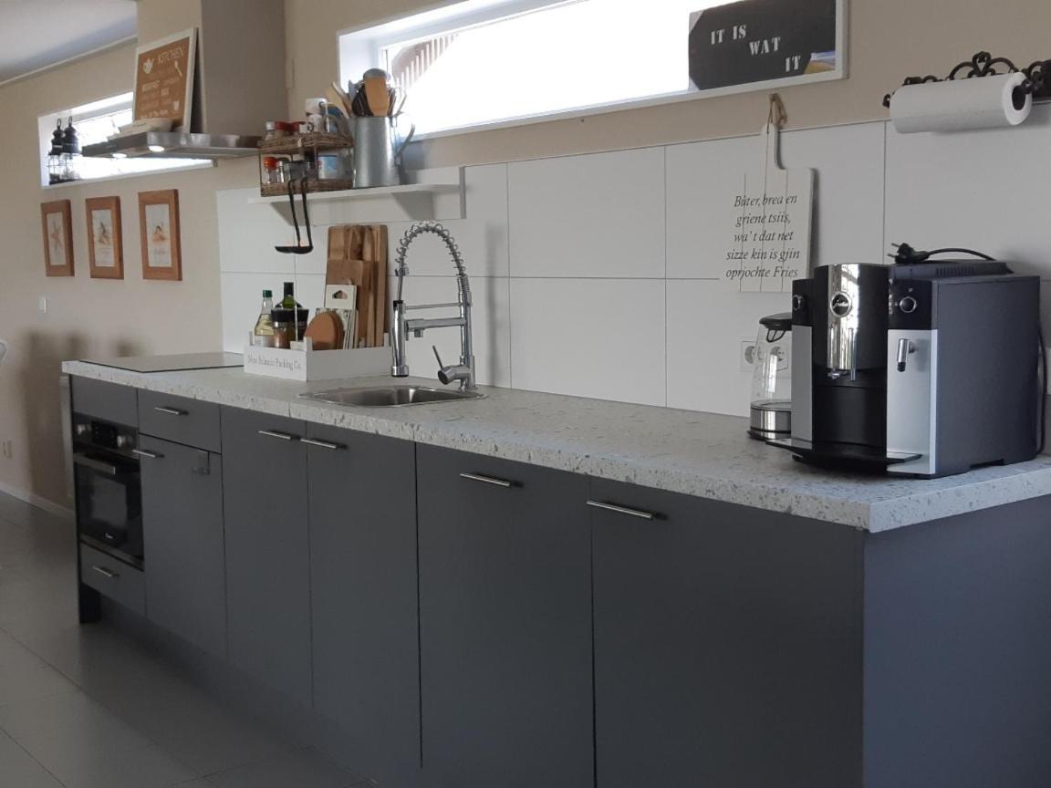 Wol Thus Villa Paesens ภายนอก รูปภาพ